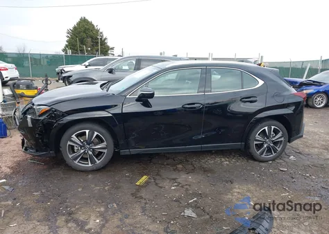 2025 Lexus Ux Ux 300H Premium z USA, uszkodzony, nr VIN JTHUCJDH3S2000871